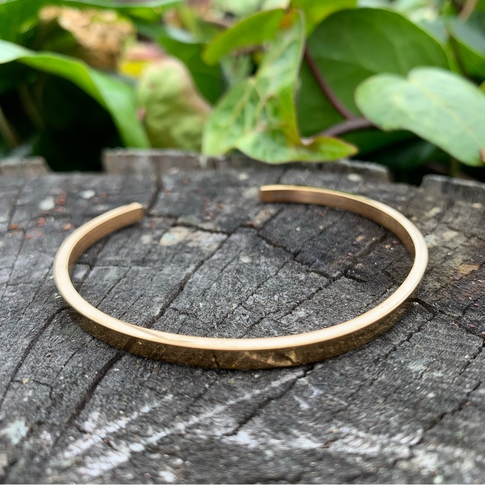 Dainty Rose Gold Bangle